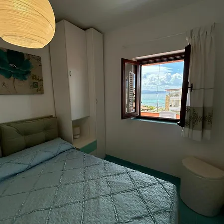 別荘 Casa Arianna ゴルフォ・アランチ